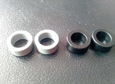 磁環(huán)電感磁芯應(yīng)該怎樣選擇？磁環(huán)顏色以及材質(zhì)之間有什么聯(lián)系？